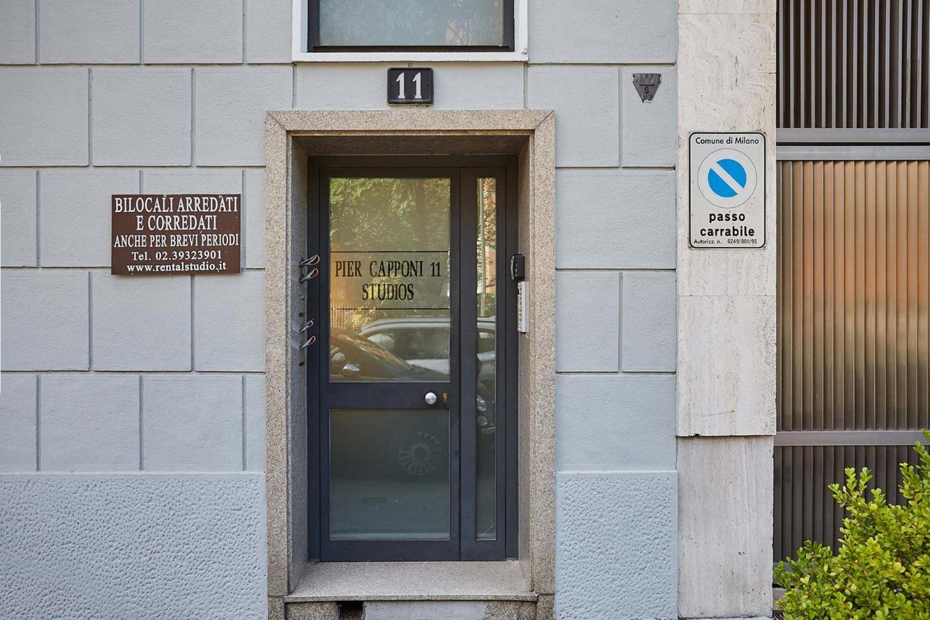 Pier Capponi Studios Milan Bagian luar foto